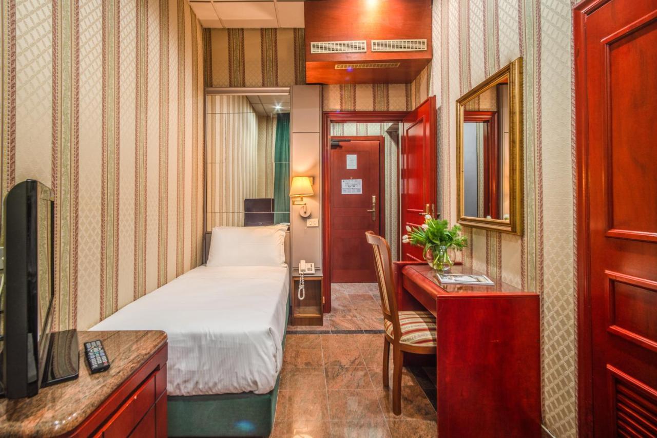 Castro Pretorio Easy Rooms Rom Exteriör bild