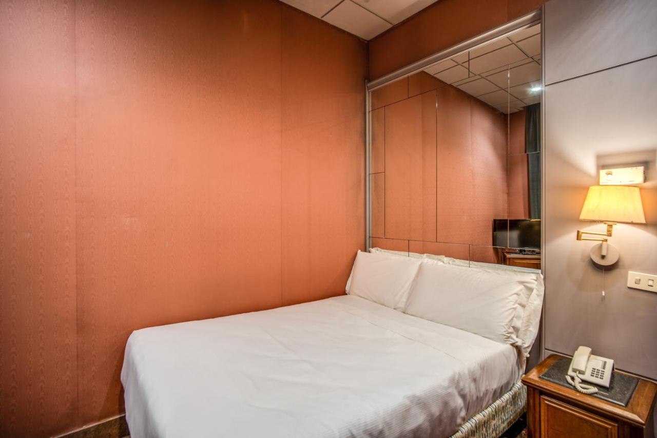 Castro Pretorio Easy Rooms Rom Exteriör bild